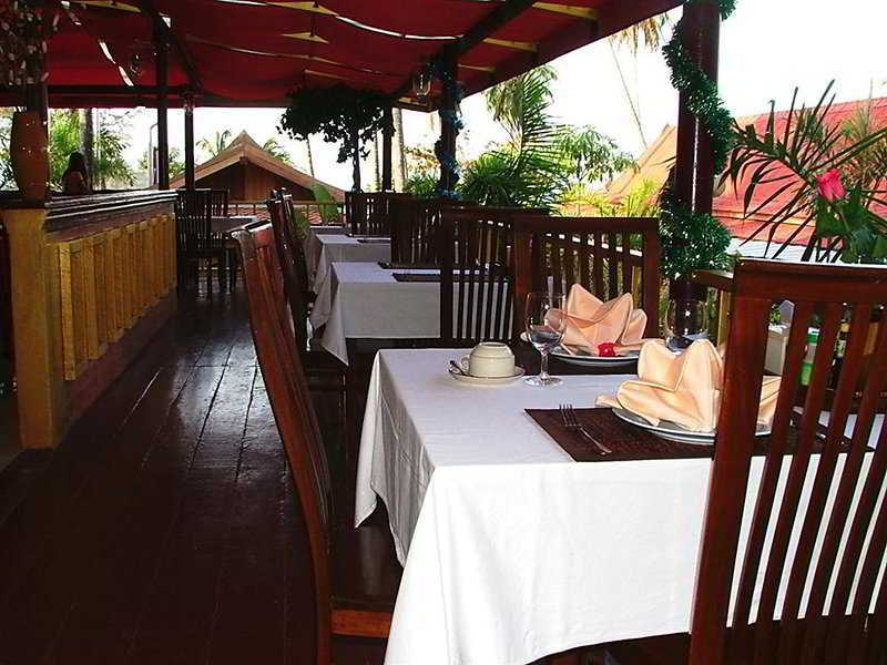 Ostello Irest Ao Nang Seafront Esterno foto
