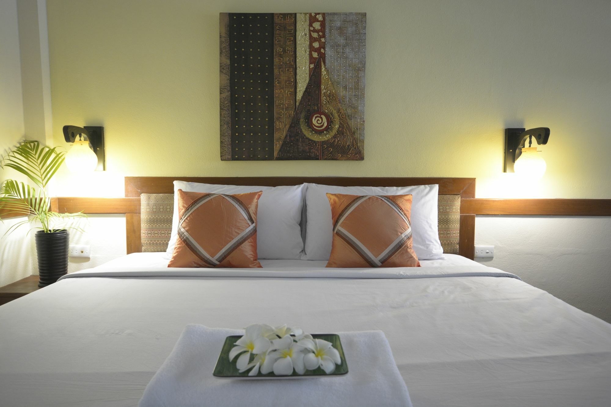 Ostello Irest Ao Nang Seafront Esterno foto